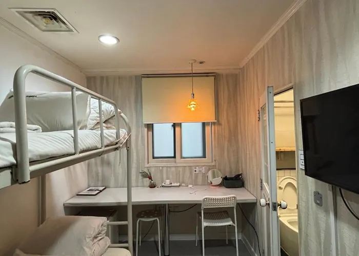 Hostel Korea - Original *